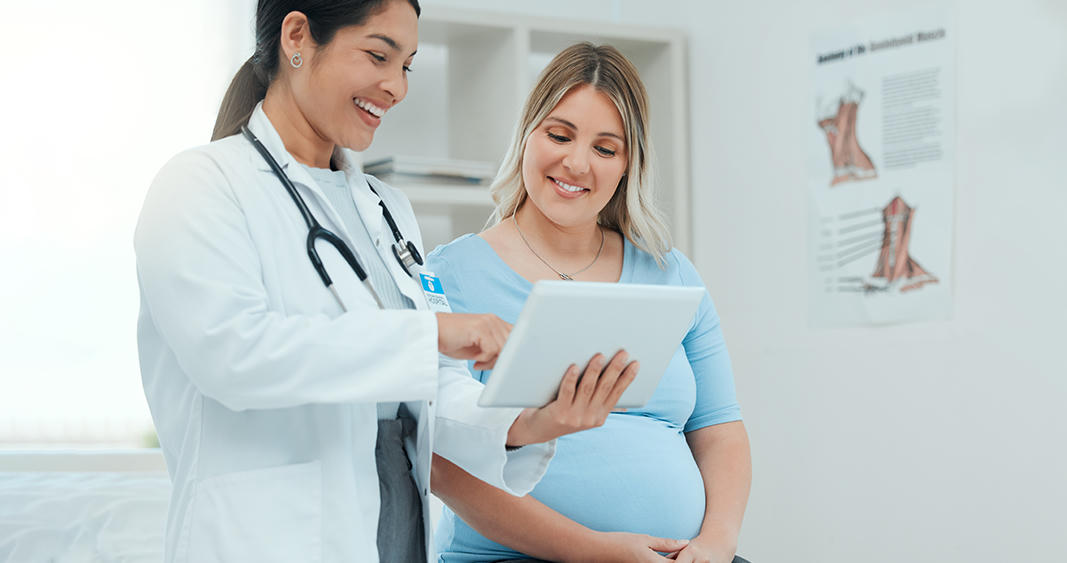 Maternity consultation with doctor